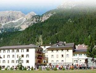 Others 2, Soggiorno Dolomiti, Trento