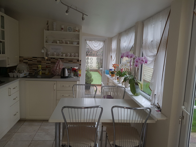 Others 5, Home accommodation, Southampton