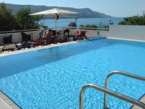 Others 2, Hotel Meridijan Adults Only, Pag