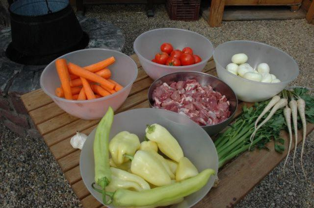 Food & Drinks 3, Hullam Hostel, Tapolca