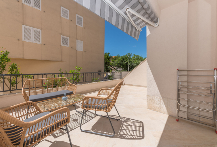 Exterior & Views 1, Makarska Beach Apartments Mara, Makarska