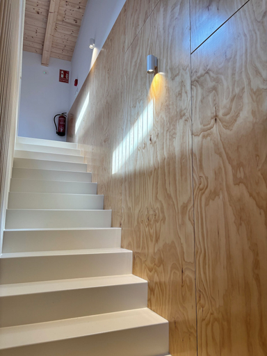 Staircase 4, El Santo Hostel, Burgos