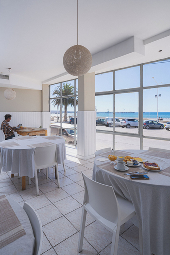 Food & Drinks 3, Hostal Rayentray, Biedma