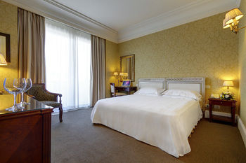 Others 4, Mercure Catania Excelsior, Catania
