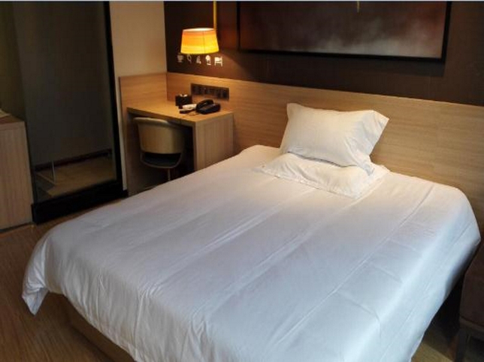 Bedroom 3, IU Hotel (Chongqing Hechuan Ruishan Road Ta'ermen Square), Chongqing