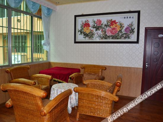 Others 5, YunHai Hliday Hotel, Ngawa Tibetan and Qiang