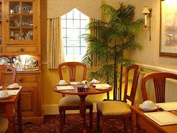 Breakfast Area 5, Cransley B&B, Bournemouth