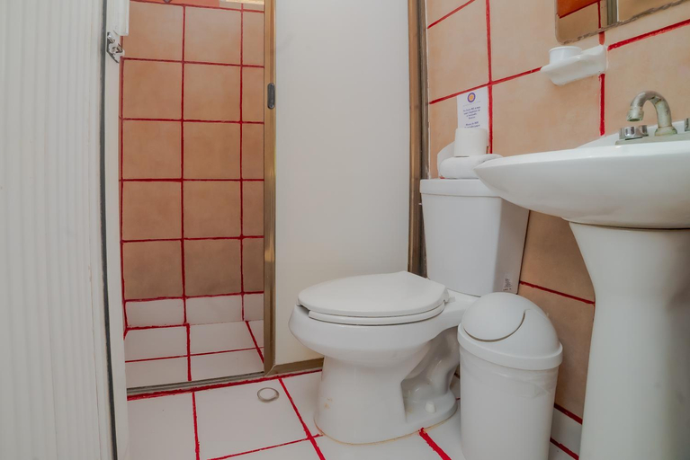Bathroom 3, Hotel Sol Caribe, Isla Mujeres