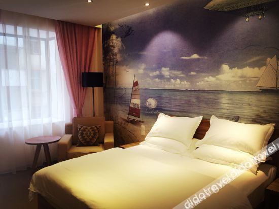 Logo 5, King & Queen Hotel, Honghe Hani and Yi