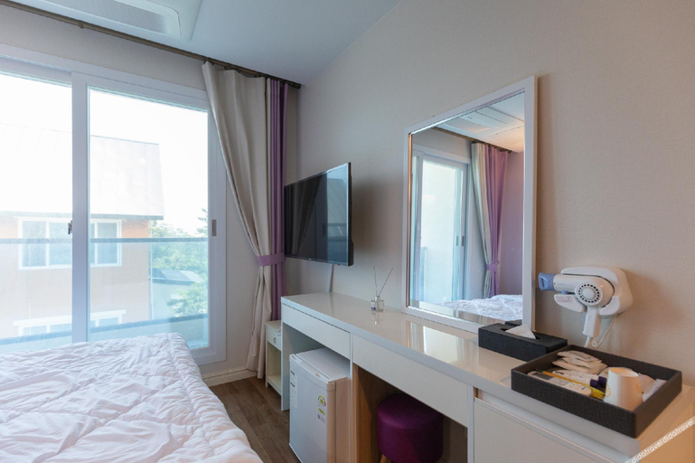 Bedroom 2, Jeju Healing Park, Jeju
