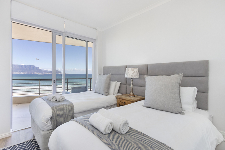 Bedroom 2, Portico 704, City of Cape Town