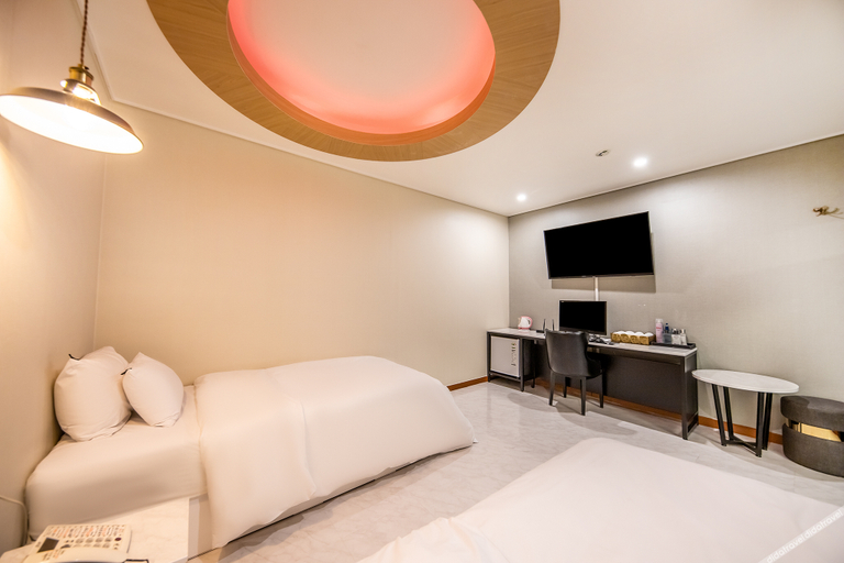Bedroom 1, Jecheon Cats Hotel, Jecheon