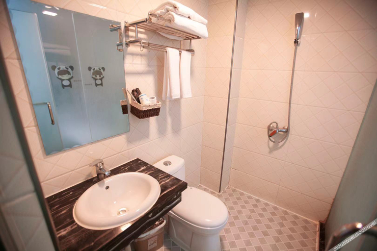 Bathroom 3, Everybody Inn, Zhangjiajie