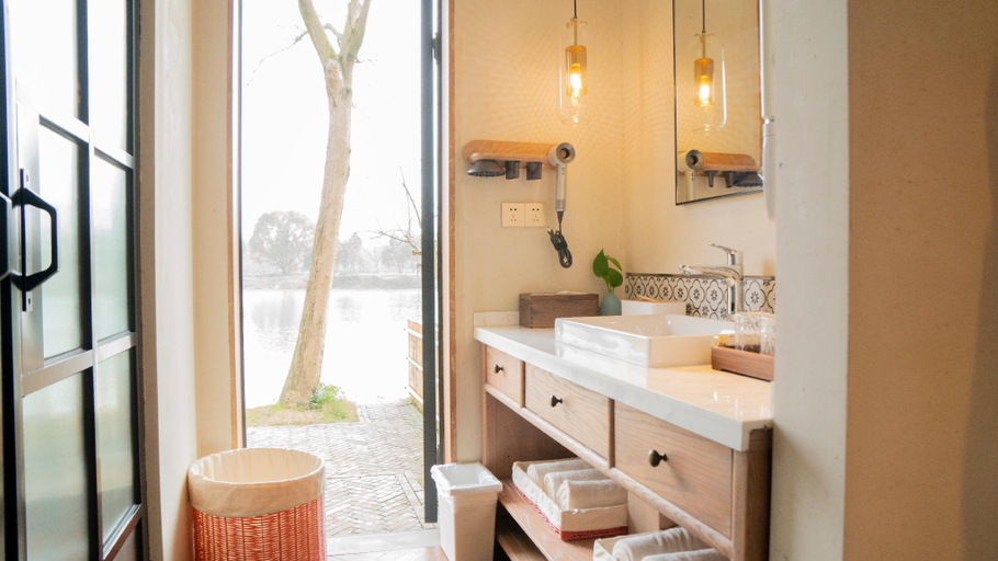 Bathroom, Alor Valley, Hangzhou