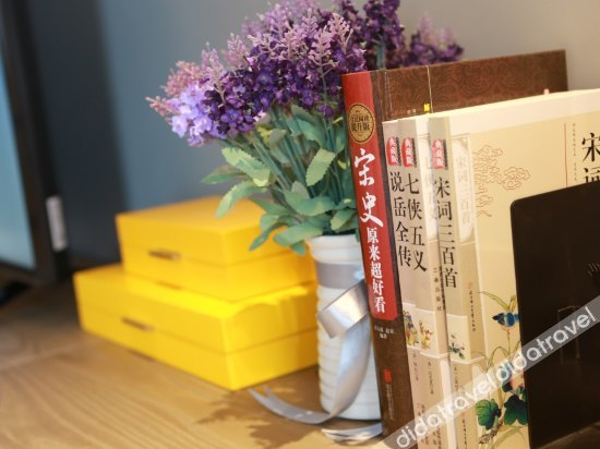 Others 5, Lavenda Dream, Kaifeng