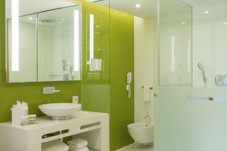 Bathroom 5, EPIC SANA Algarve Hotel, Albufeira