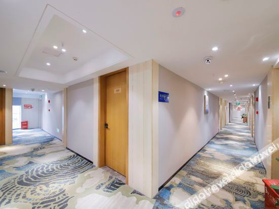 Others 5, Super 8 Hotel Premier (Binjiang Road store), Guang'an