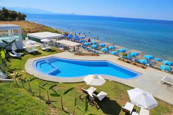 Others 5, Hellas Beach, Crete