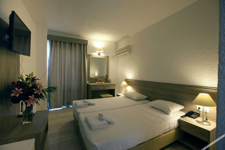 Bedroom 3, Apollon Hotel - Adults Only, Crete
