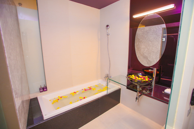 Bathroom 3, Hotel Magic Mandalay, Mandalay