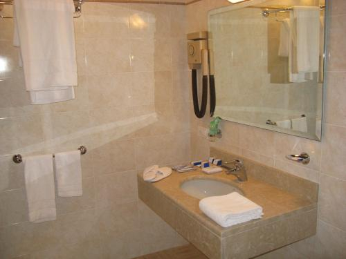 Bathroom, Hotel Industria, Brescia