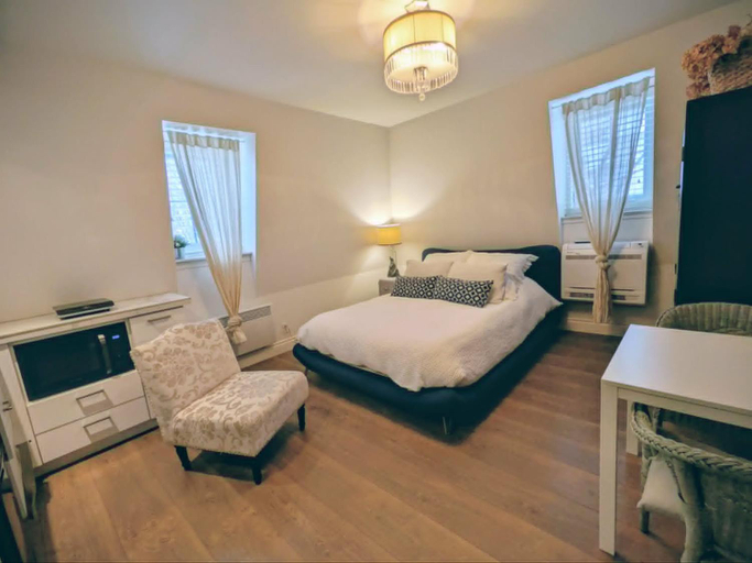 Bedroom 2, Au Vieux Presbytere De Saint-Leon, Bellechasse