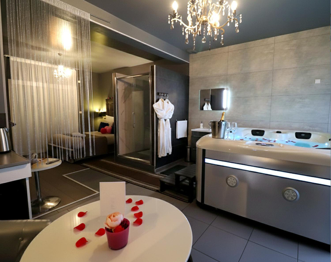 Bathroom, Luxury & Love - Professional Jaccuzzi and Spa, Seine-et-Marne