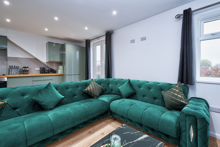 Room 4, Stylish Dagenham Flat Easy Central London Access, London
