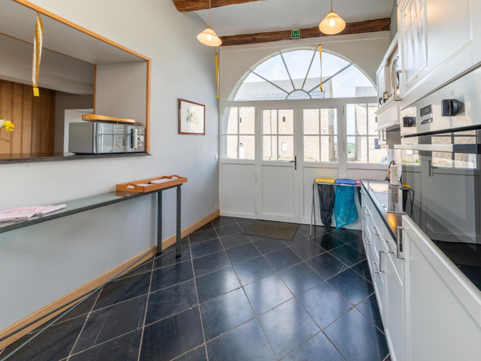 Others 5, Charming Farmhouse in Ouffet for 7, Liège