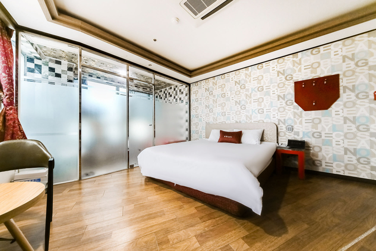 Bedroom 2, Changwon Jinhae TOP, Jinhae