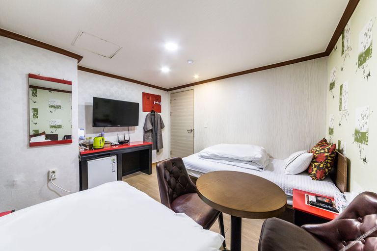 Bedroom 2, Incheon (Ganghwa) MS, Ganghwa