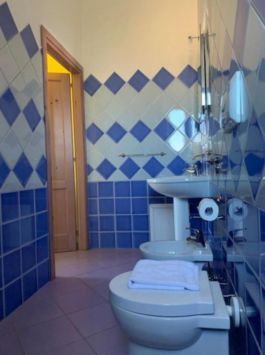 Bathroom 4, Hotel La Ciaccia, Sassari