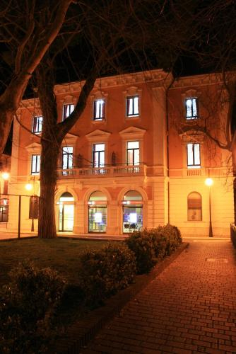 Others 5, Albergo Ma.Re, Pescara