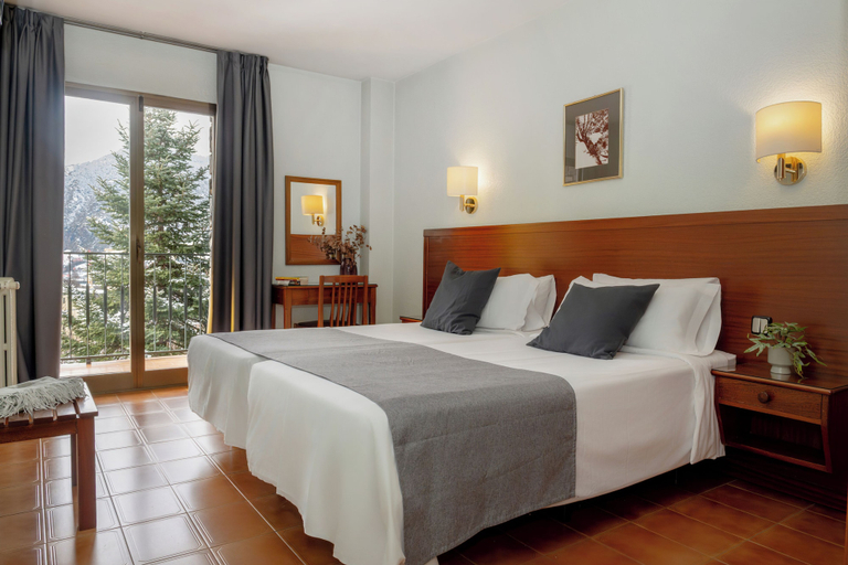 Bedroom 2, Hotel Coray by Pierre & Vacances