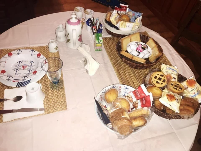 Food & Drinks 4, Le Stelline B&B, Rome