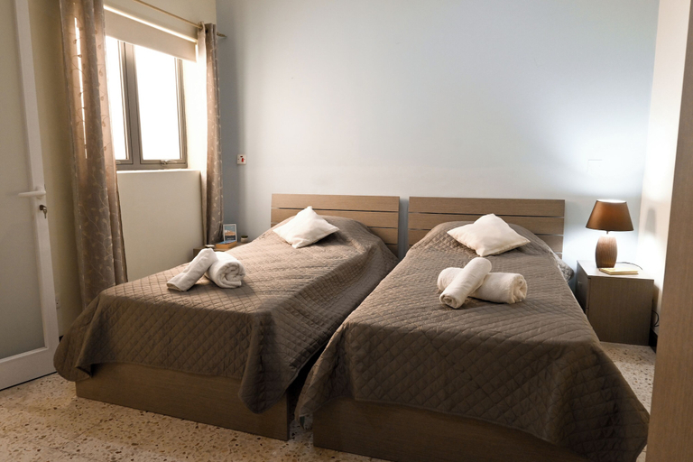 Room 4, Cozy Ensuite Rooms, Saint Paul's Bay