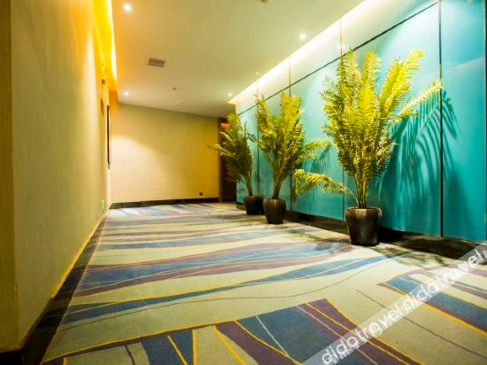 Hotel Interior or Public Areas