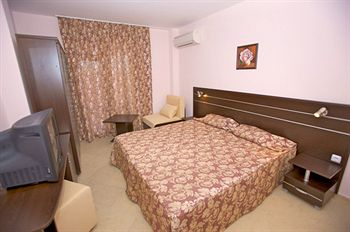 Others 3, Hotel Atol, Nesebar