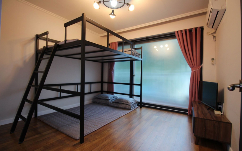 Bedroom 2, Chuncheon Roha Stay, Chuncheon