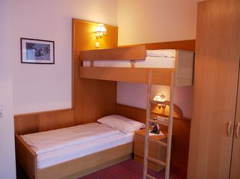 Others 2, Apartment Hotel Elvis, Bolzano