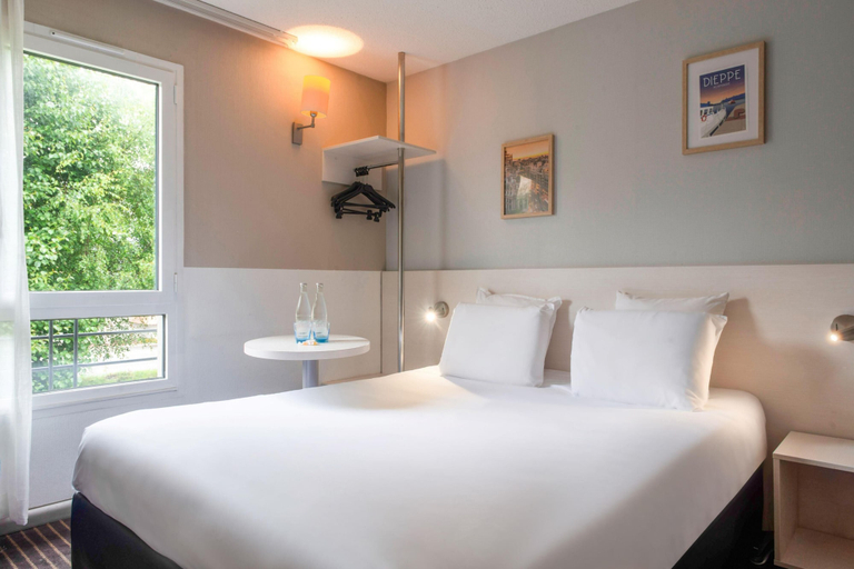 Bedroom 4, Kyriad Dieppe - Saint Aubin Sur Scie, Seine-Maritime