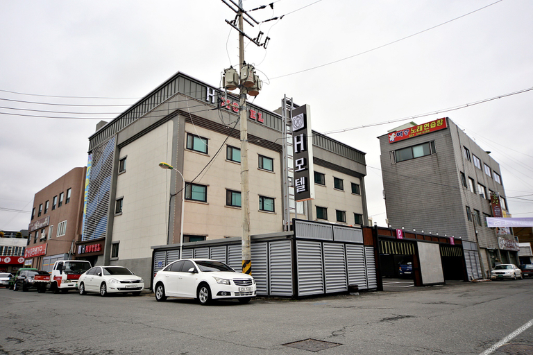 Exterior & Views 1, Gunsan H, Gunsan