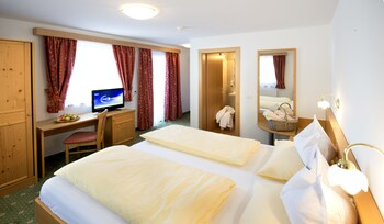 Others 4, Hotel Bergblick, Bolzano