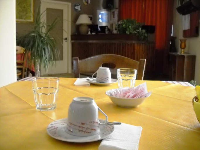 Food & Drinks 4, La Regina di Adrano, Agrigento