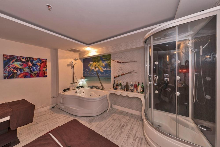 Bathroom 5, Marnas Hotels, Zeytinburnu