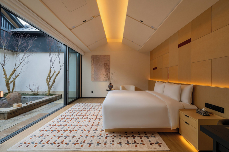 Room 5, Beijing Wanli Yipiao Courtyard Hot Spring Resort, Beijing