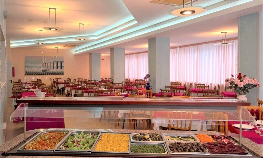 Food & Drinks 4, Hotel Cosmos, Rimini