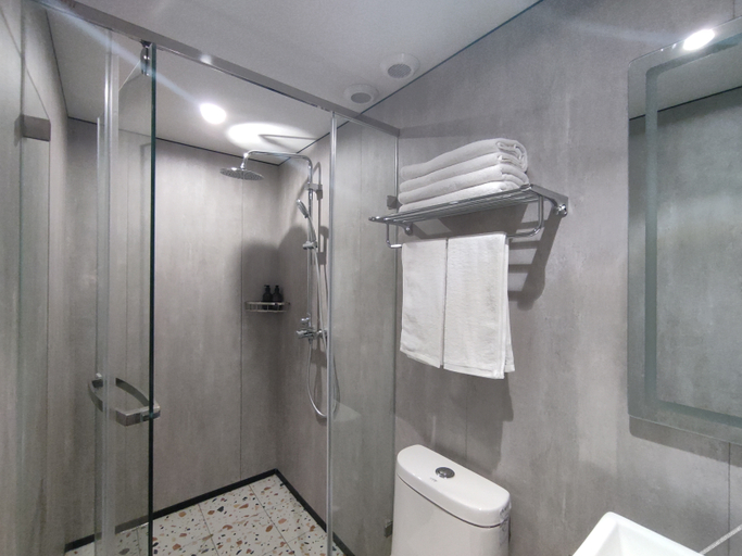 Bathroom 3, Shell Hotel (Shunyi Ideal Automobile Base, Beijing), Beijing