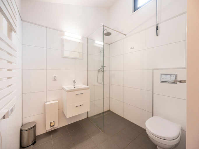 Bathroom, Spacious Holiday Home in Hambachtal Resort, Birkenfeld