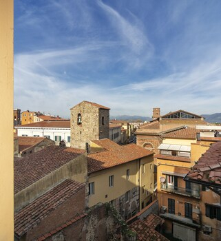 Others 3, Mediceo 42, Pisa
